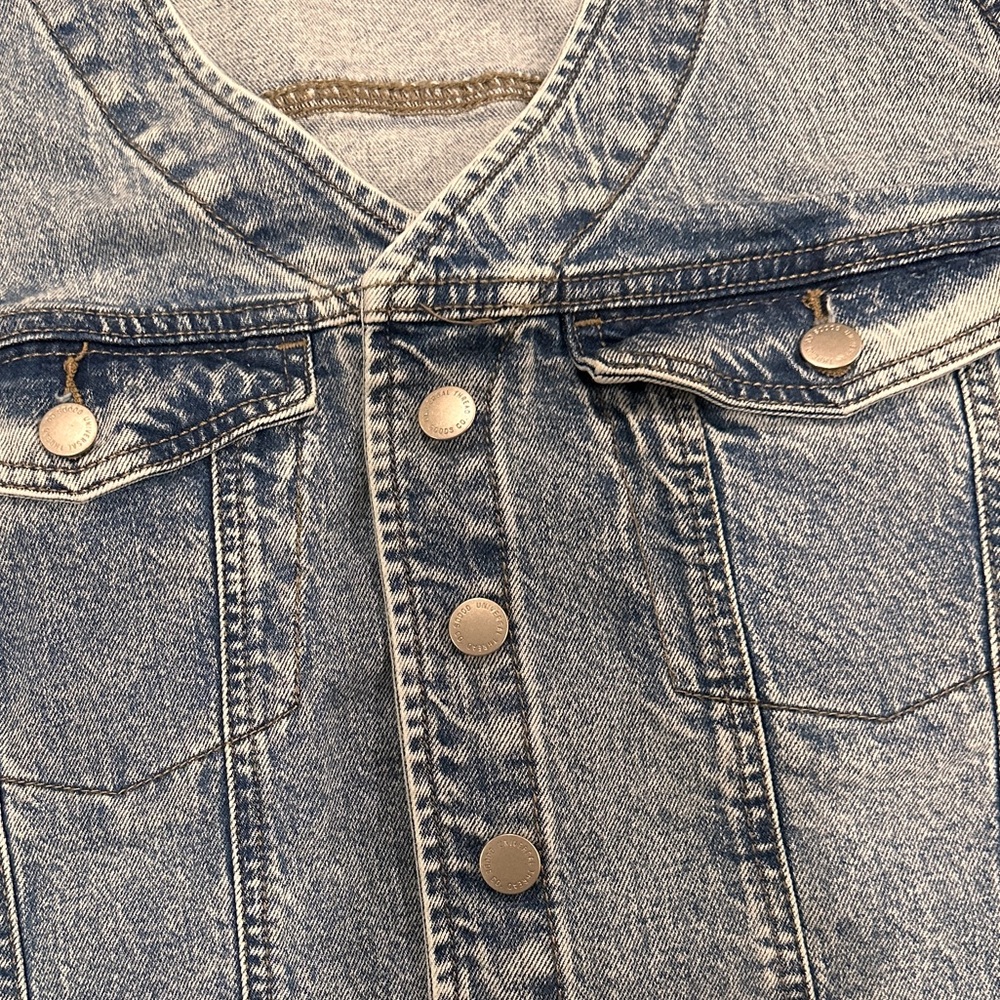 Universal Thread Blue Denim Vest - Picture 3 of 6